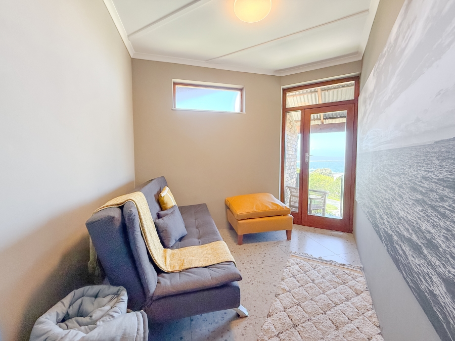 To Let 2 Bedroom Property for Rent in Plettenberg Bay Central Western Cape